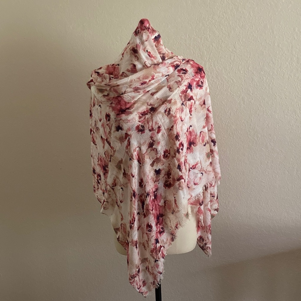 Nordstrom Floral Scarf in Pink and White